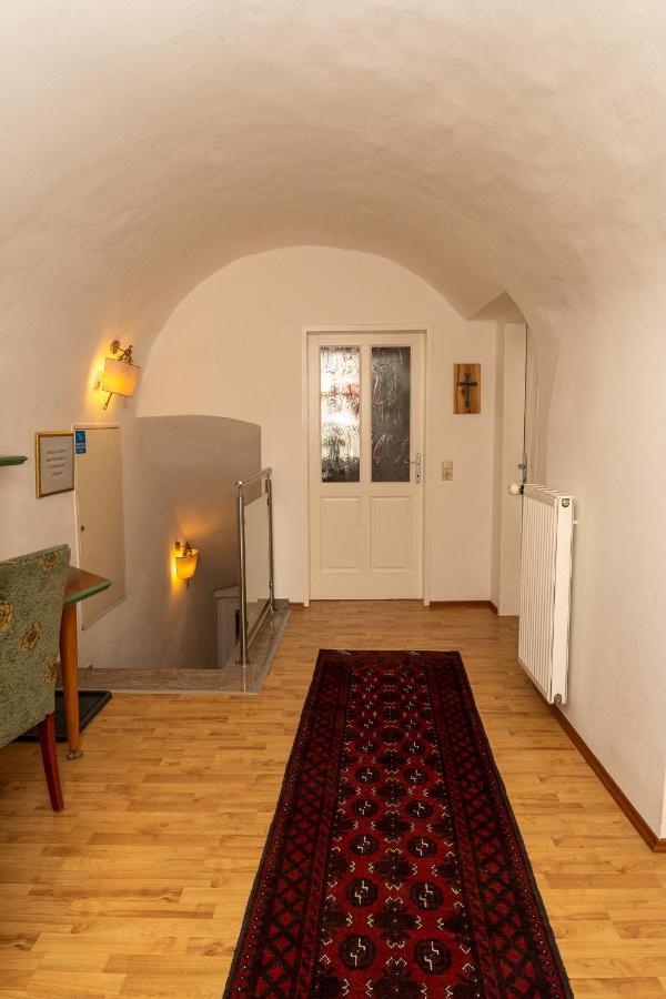 バート・ラトカースブルクBuergerhaus Martineczアパートメント エクステリア 写真